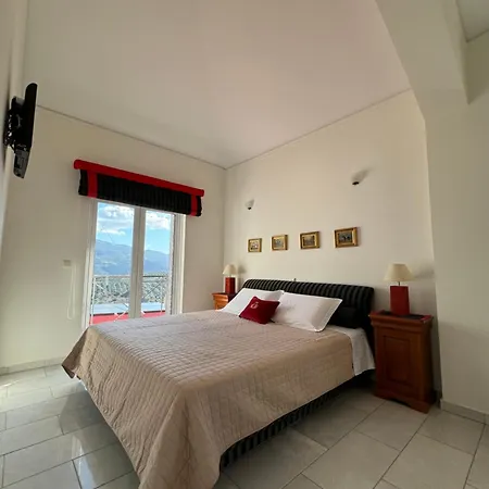 Villa Raks *
